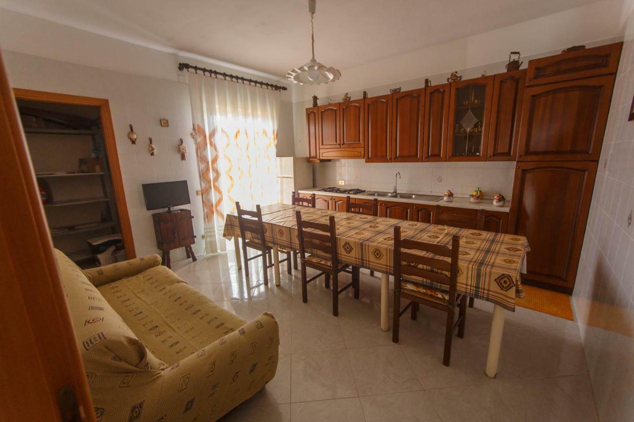 Апарт отель Casa Vacanze L'Orizzonte Вальдериче Экстерьер фото
